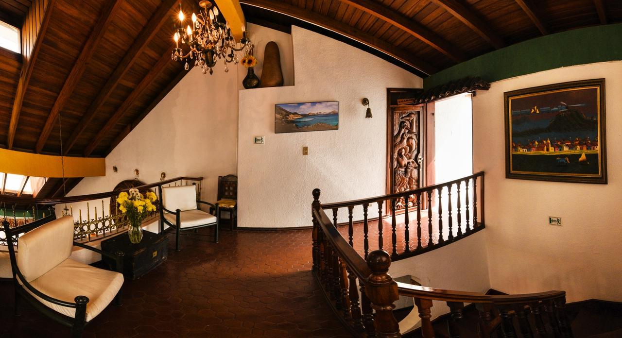 Hotel Nass Sol De Кито Екстериор снимка