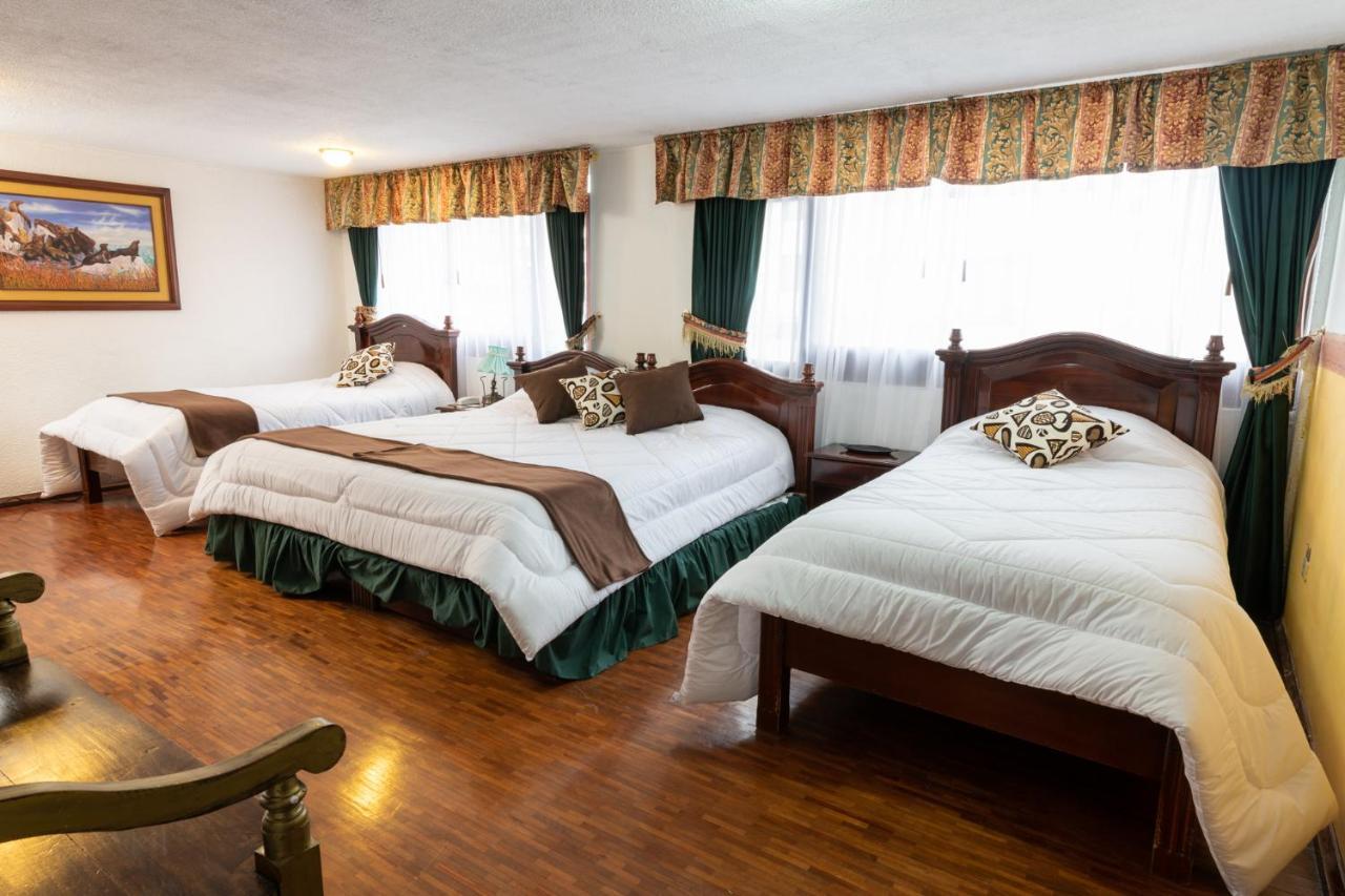 Hotel Nass Sol De Кито Екстериор снимка